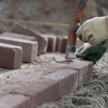 Gebakken klinkers voor een oprit