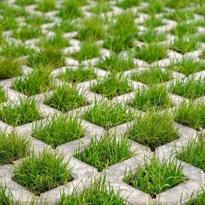 Halfverharding opritten en tuinen